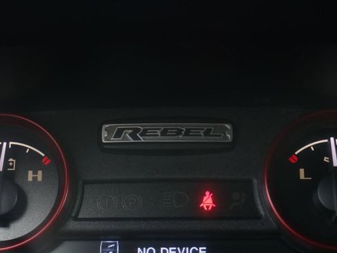 Used 2016 RAM 1500 Rebel w/ Luxury Group image 27