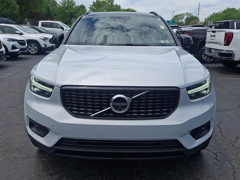 Used 2020 Volvo XC40 T5 R-Design w/ Protection Package AWD/4WD image 2
