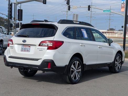 Used 2018 Subaru Outback 3.6R Limited image 13