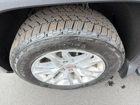 Used 2019 GMC Sierra 1500 SLT w/ SLT Premium Package image 29