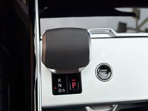 New 2026 Land Rover Range Rover SE AWD/4WD image 29