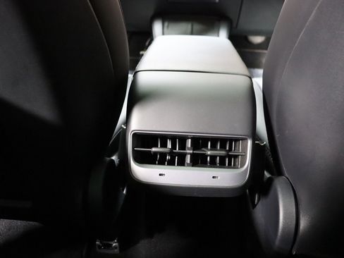 Used 2023 Tesla Model 3 Performance image 37