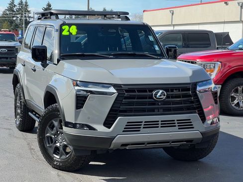 Used 2024 Lexus GX 550 AWD/4WD image 1