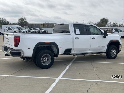 Used 2021 GMC Sierra 3500 4x4 Crew Cab w/ Convenience Package image 2