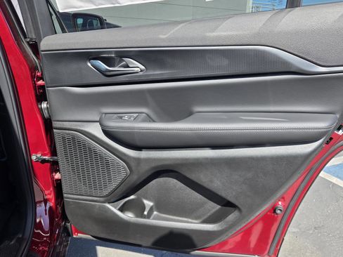 New 2026 Jeep Grand Cherokee L 2WD image 32