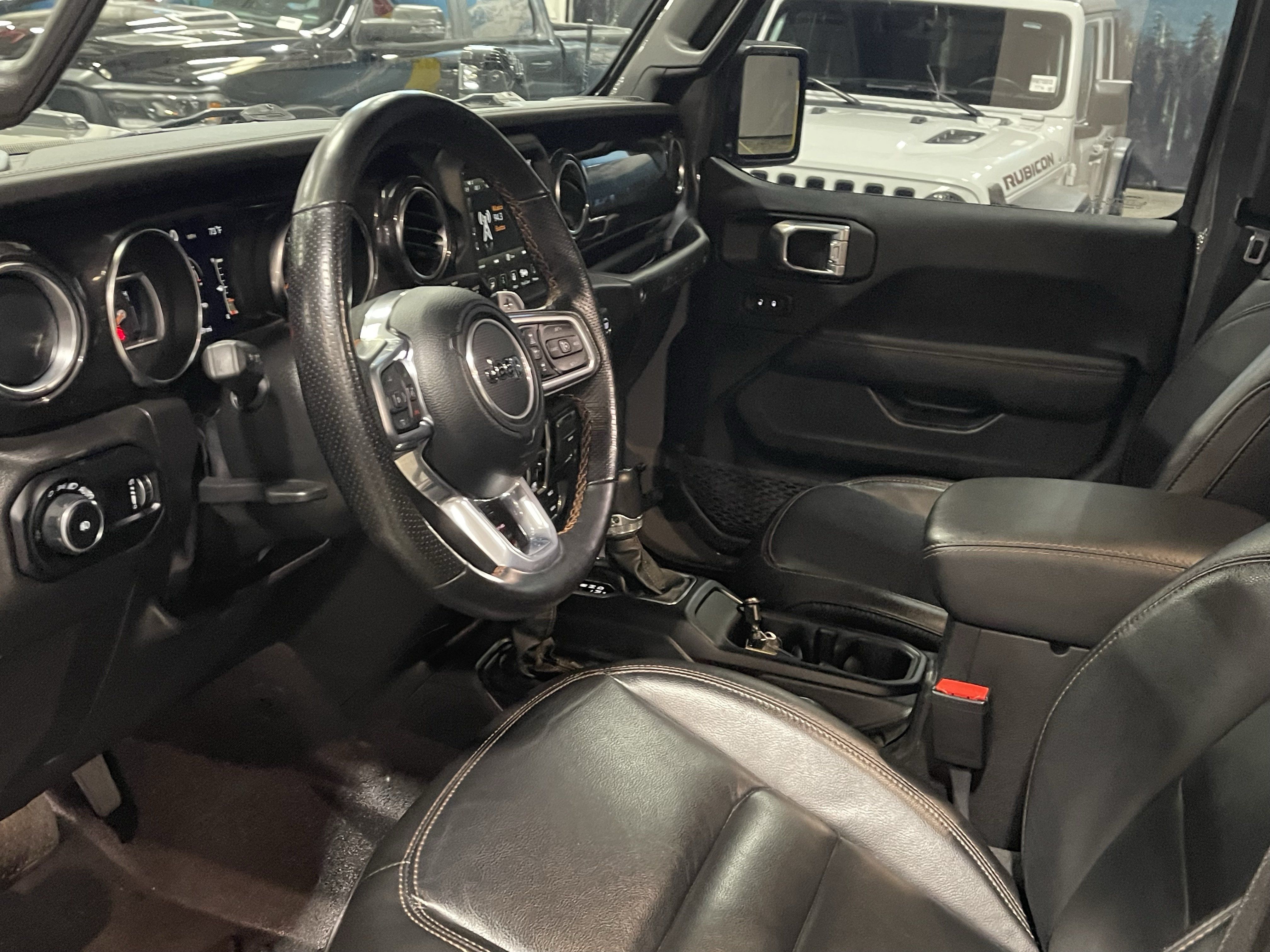 Used 2023 Jeep Wrangler Unlimited Rubicon 392 w/ Xtreme Recon 35" Tire Package AWD/4WD image 16