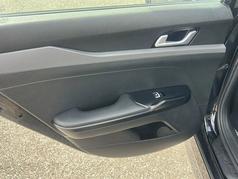 Used 2022 Kia K5 GT-Line FWD image 12
