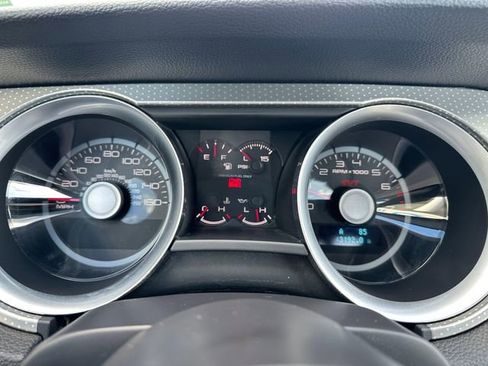 Used 2011 Ford Mustang Shelby GT500 w/ SVT Performance Pkg image 17