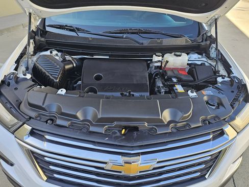Used 2022 Chevrolet Traverse LT AWD/4WD image 36