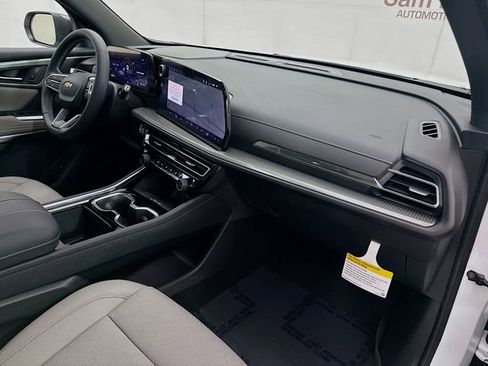 New 2026 Chevrolet Traverse LT w/ Sun and Wheel Package image 33