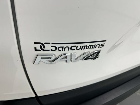 Used 2025 Toyota RAV4 XLE FWD image 26