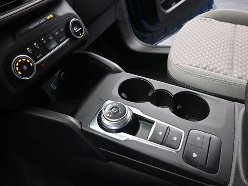 Used 2020 Ford Escape SE FWD image 15