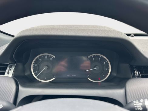 Used 2023 Land Rover Discovery Sport SE R-Dynamic image 27