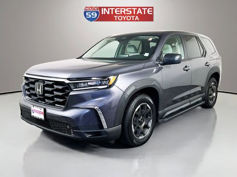Used 2023 Honda Pilot LX image 3