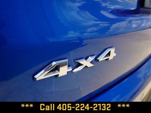 Used 2025 Jeep Compass Limited AWD/4WD image 8