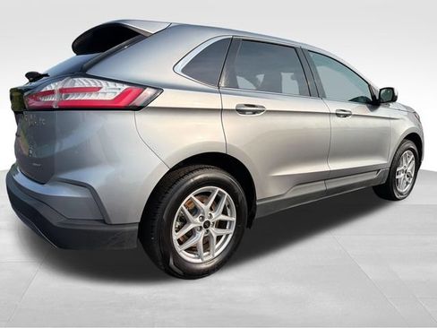 Used 2024 Ford Edge SEL AWD/4WD image 7