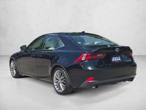 Used 2014 Lexus IS 250 w/ Navigation Package RWD image 8
