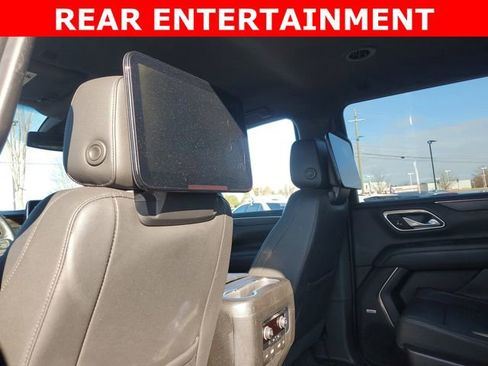 Used 2021 Chevrolet Suburban LT w/ Rear Media and Nav Package image 33