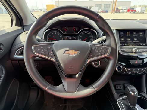 Used 2019 Chevrolet Cruze Premier w/ Driver Confidence II Package image 15
