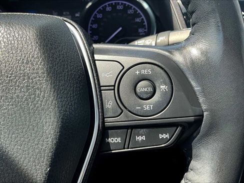 Used 2025 Toyota Camry LE w/ Convenience Package image 23