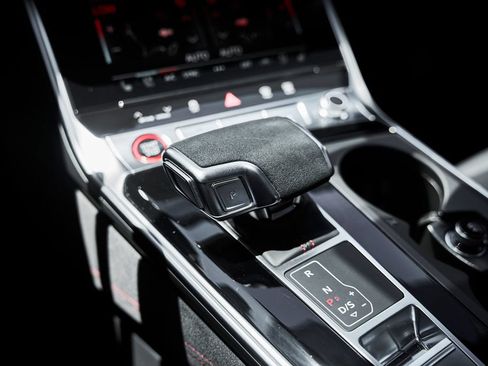 Used 2024 Audi RS 7 Performance AWD/4WD image 70