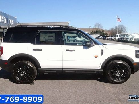 New 2025 Ford Bronco Sport Badlands w/ Badlands Tech Package AWD/4WD image 4