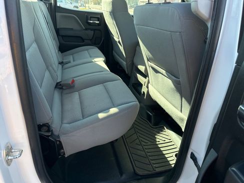 Used 2017 Chevrolet Silverado 1500 W/T w/ Trailering Package image 9