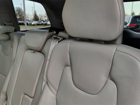 Used 2019 Volvo XC90 T6 Momentum w/ Protection Package Premier image 25