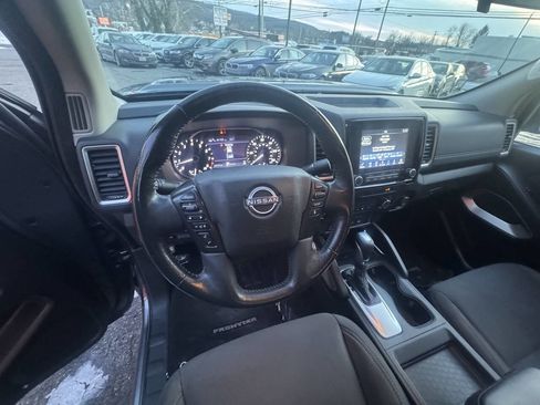 Used 2022 Nissan Frontier SV image 28