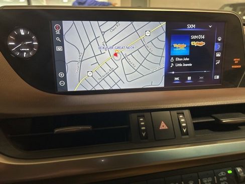 Used 2020 Lexus ES 350 w/ Premium Package image 18