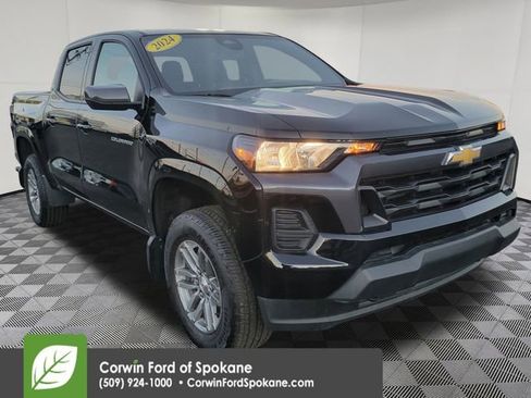 Used 2024 Chevrolet Colorado LT image 1