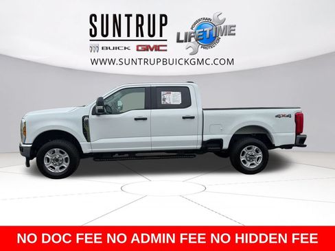 Used 2025 Ford F250 XLT AWD/4WD image 3