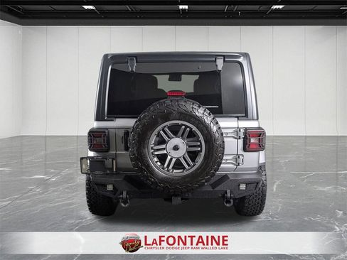 Used 2020 Jeep Wrangler Unlimited Sahara image 4