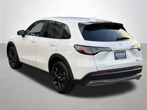 Used 2024 Honda HR-V Sport image 8