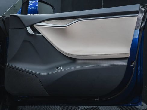 Used 2020 Tesla Model S AWD image 45