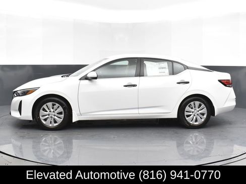 Used 2025 Nissan Sentra S image 3