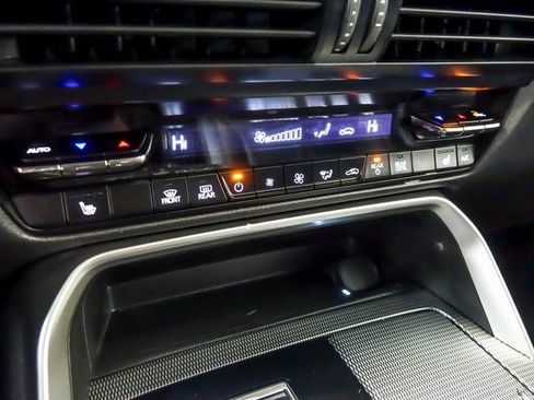 Used 2024 MAZDA CX-90 3.3 Turbo w/ Premium Package image 25