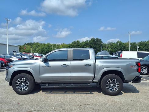 Used 2024 Chevrolet Colorado Z71 w/ Z71 Convenience Package 2 AWD/4WD image 24