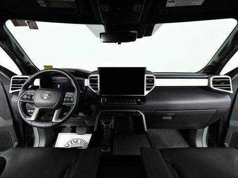 Used 2025 Toyota Sequoia Limited image 18