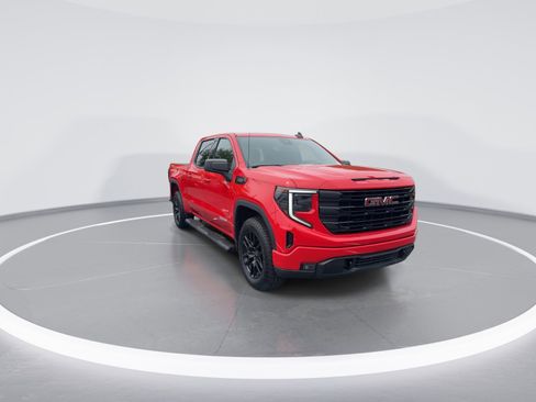 Used 2023 GMC Sierra 1500 Elevation AWD/4WD image 2