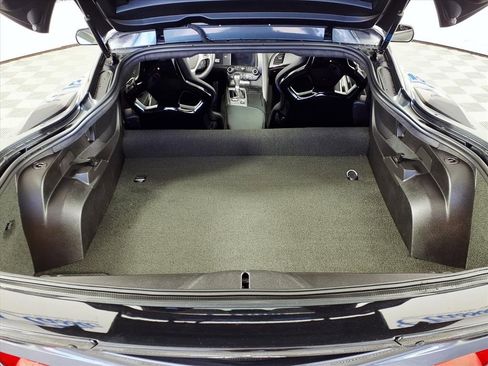 Used 2017 Chevrolet Corvette Grand Sport image 9