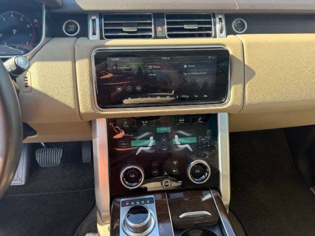 Used 2020 Land Rover Range Rover AWD/4WD image 16