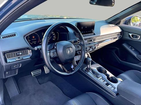 Used 2025 Honda Civic Sport image 17