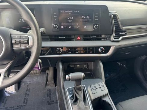 Certified 2024 Kia Sportage LX FWD image 16