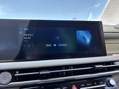 Used 2025 Hyundai Tucson SEL FWD image 21