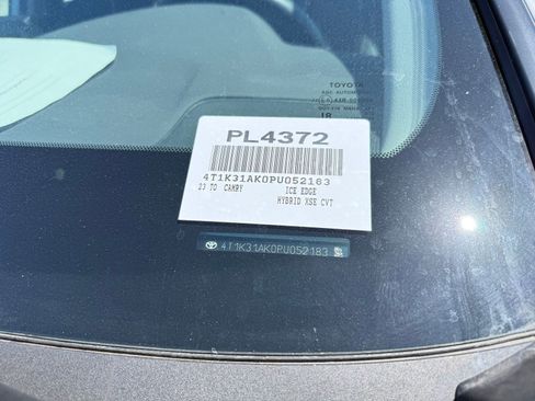 Used 2023 Toyota Camry XSE FWD image 9