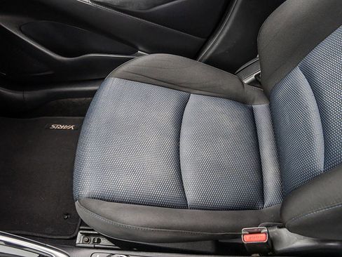 Used 2019 Toyota Yaris LE FWD image 28