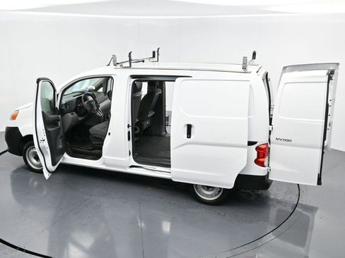 Used 2019 Nissan NV200 S image 30
