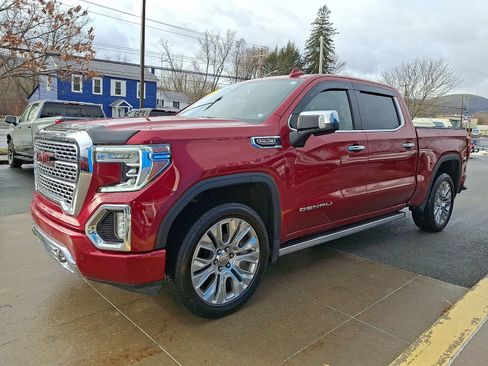 Used 2022 GMC Sierra 1500 Denali w/ Denali Premium Package image 3
