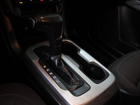 Used 2021 Chevrolet Colorado LT w/ Fleet Safety Package image 22